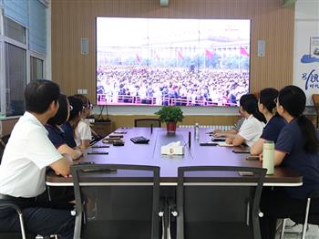 從震撼和莊嚴中，堅定中國制造的信心