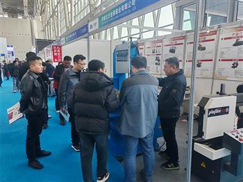 金鋒帶鋸床亮相合肥機床展：高效精準穩定，吸睛無數