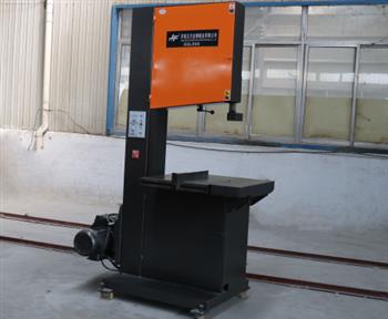 金鋒鋸業非標定制GGL600立式帶鋸床